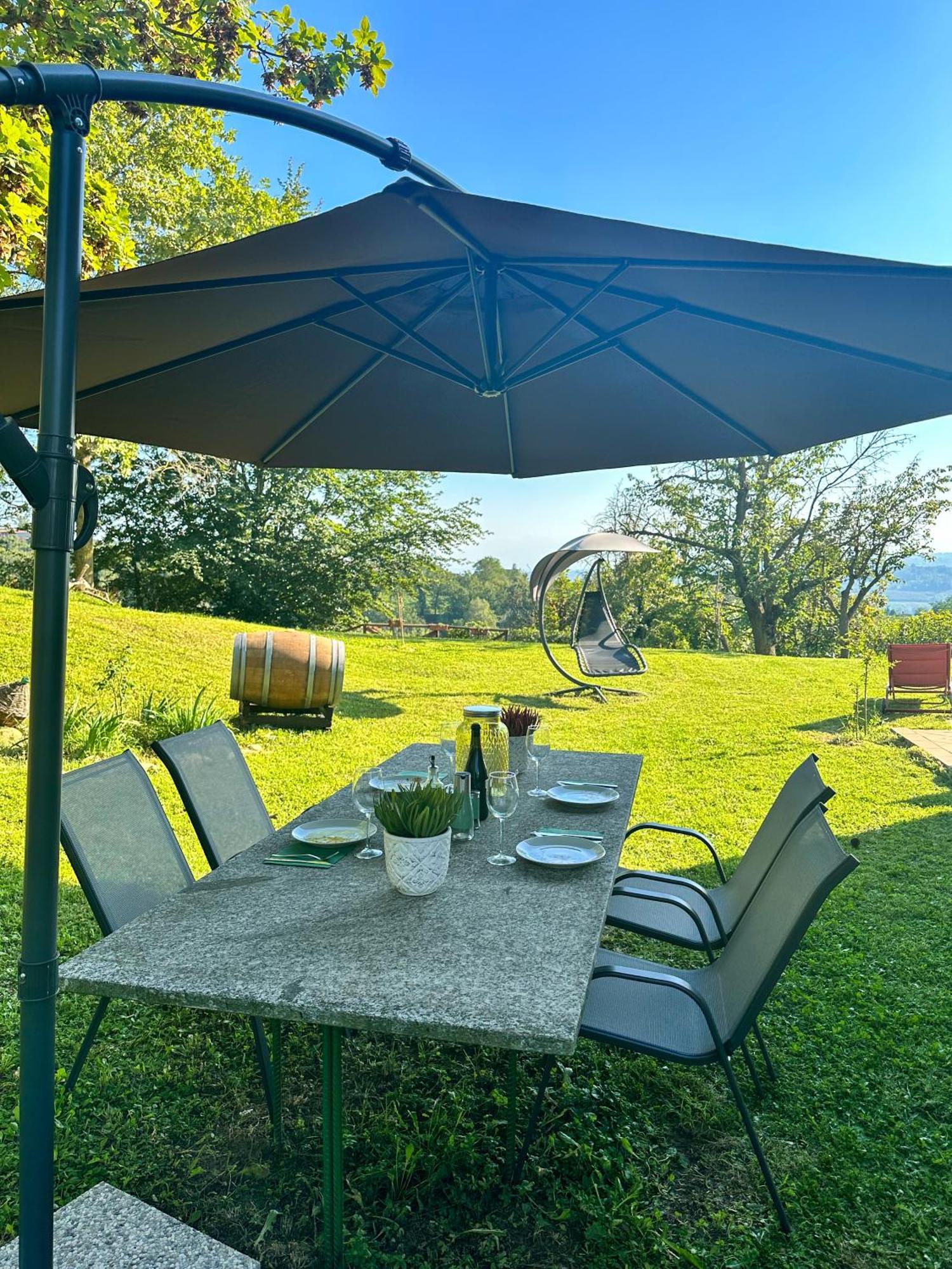 Вилла Just Langhe Casa Barolo Новелло Экстерьер фото